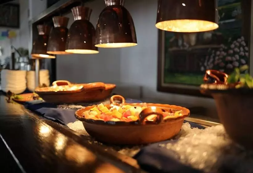 אתר נופש Montetaxco