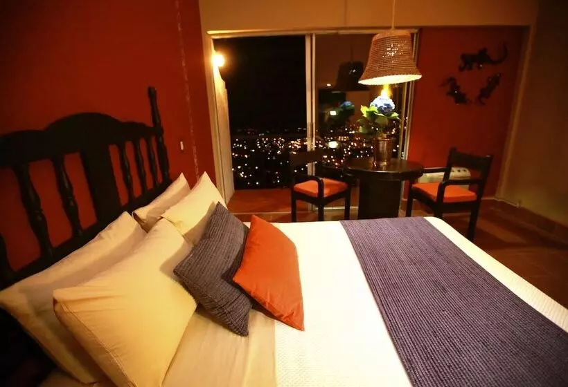 אתר נופש Montetaxco