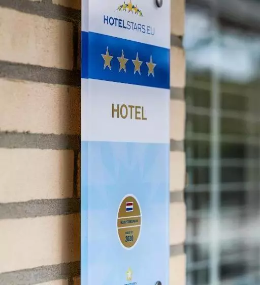 Beach Hotel I Kloeg Collection