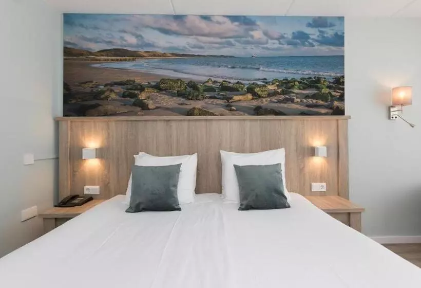 Beach Hotel I Kloeg Collection