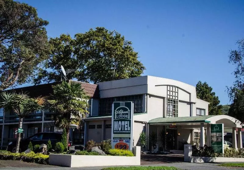 Отель Alpers Lodge & Conference Centre