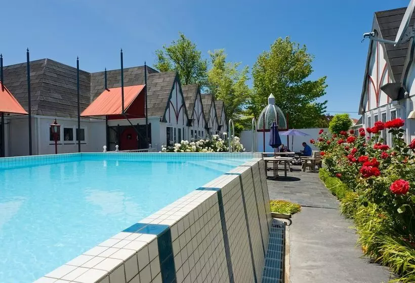 호텔 Camelot Motor Lodge