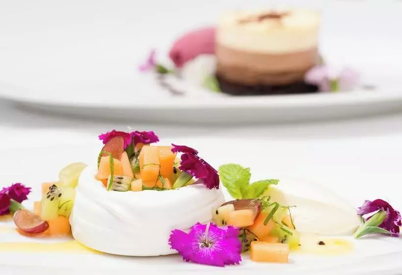 Copthorne Hotel Auckland City