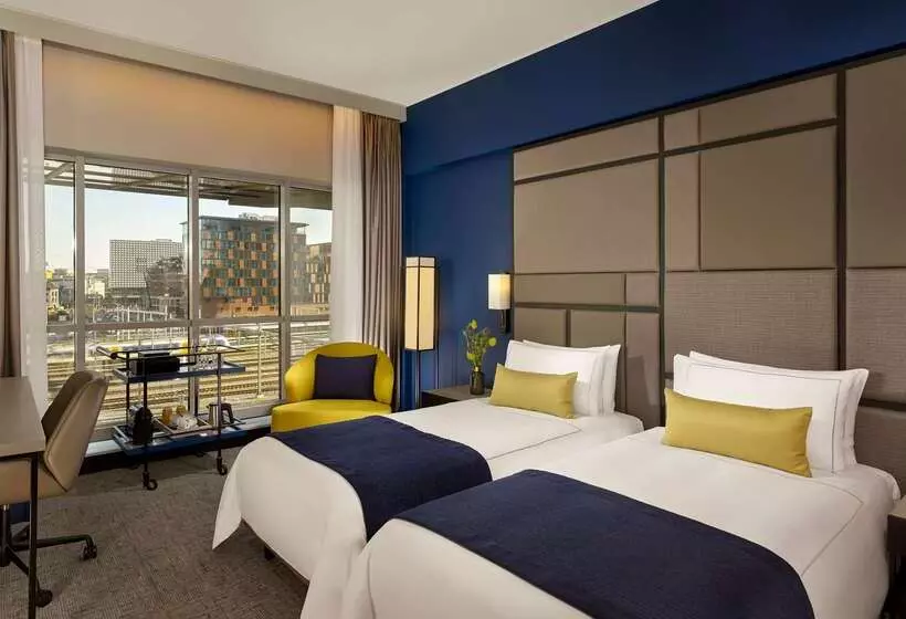 Отель Park Plaza Utrecht