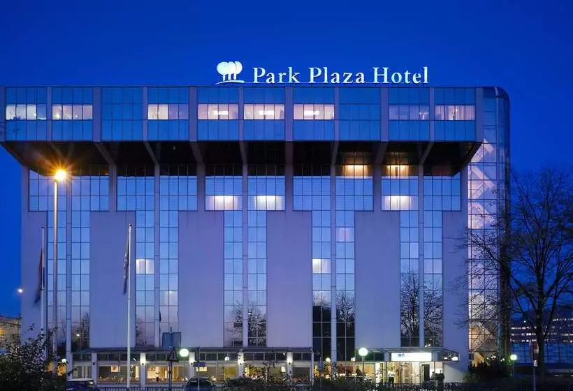 Отель Park Plaza Utrecht
