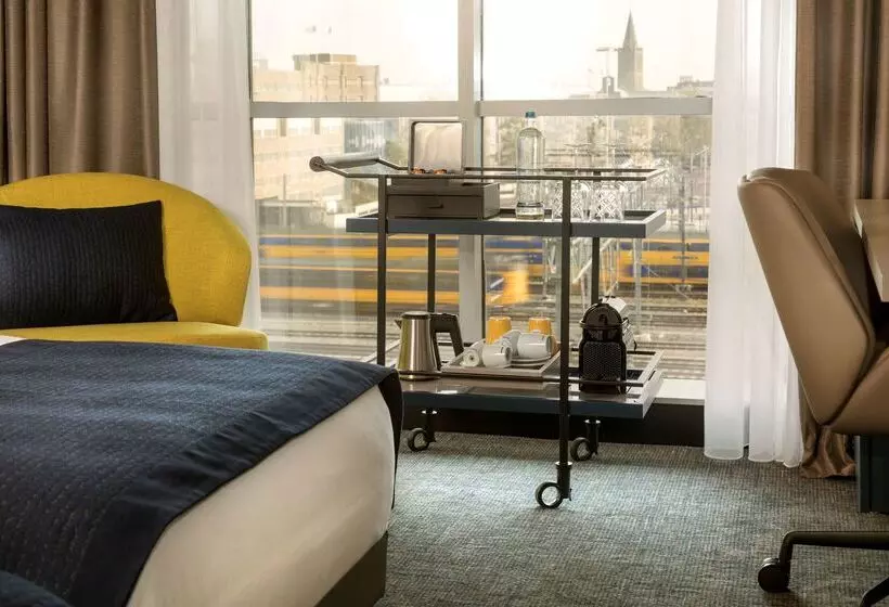 Отель Park Plaza Utrecht