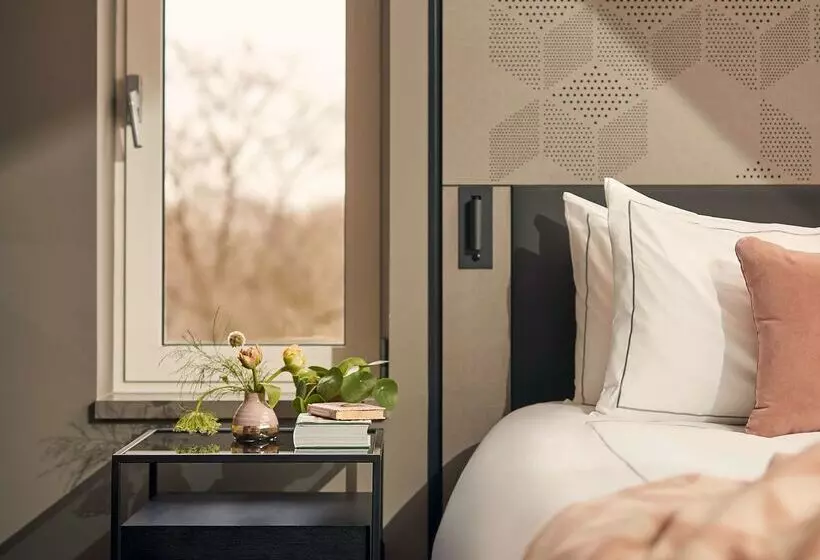Отель Park Plaza Vondelpark Amsterdam