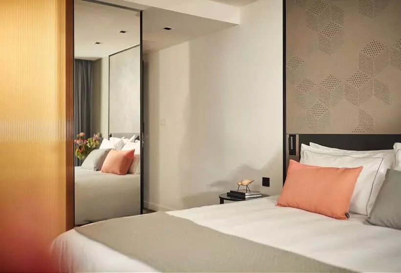 Отель Park Plaza Vondelpark Amsterdam