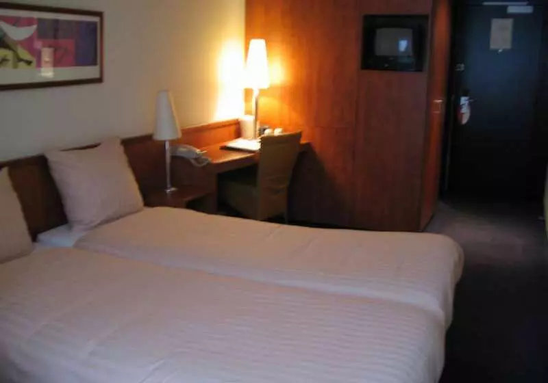 Отель Park Plaza Vondelpark Amsterdam