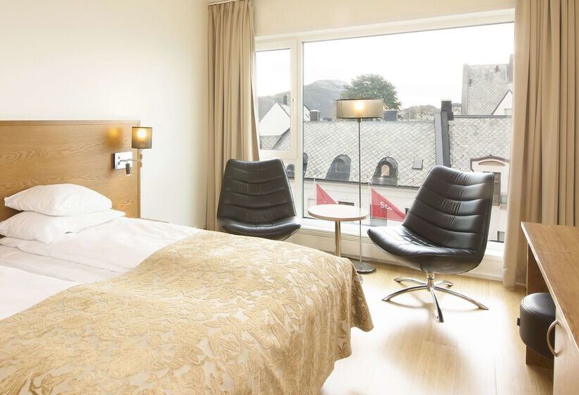 בית מלון כפרי Scandic Parken