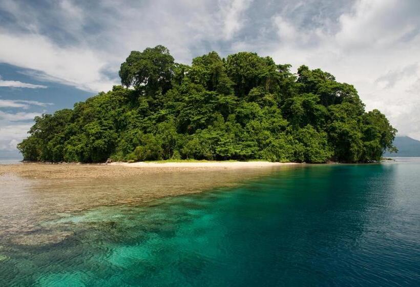 Walindi Plantation Resort