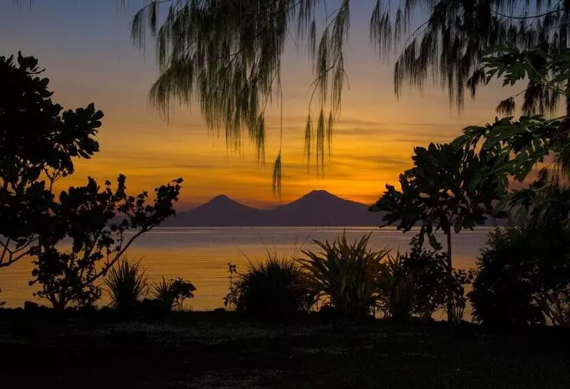 Walindi Plantation Resort