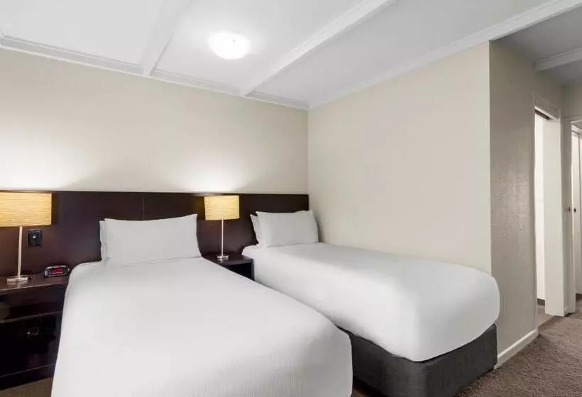 Copthorne Hotel & Apartments Queenstown Lakeview