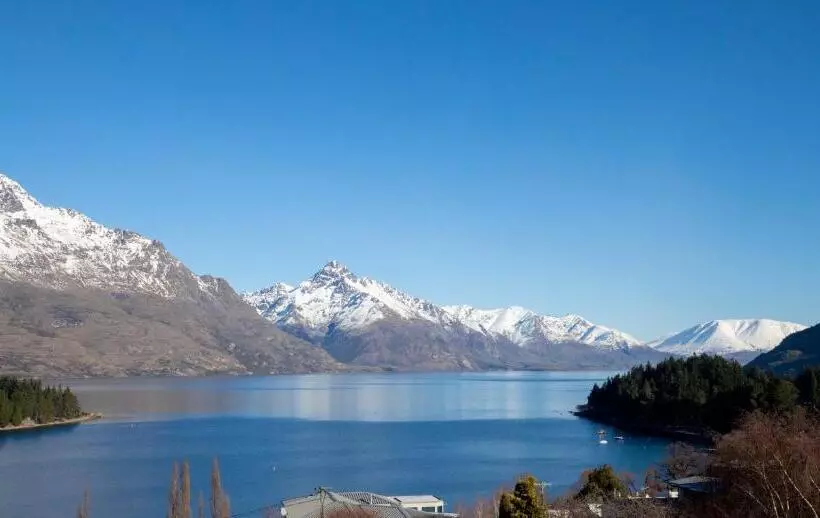 Copthorne Hotel & Apartments Queenstown Lakeview