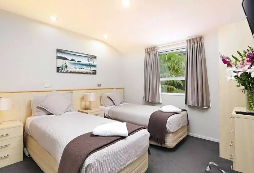 ホテル Arthurs Court Motor Lodge