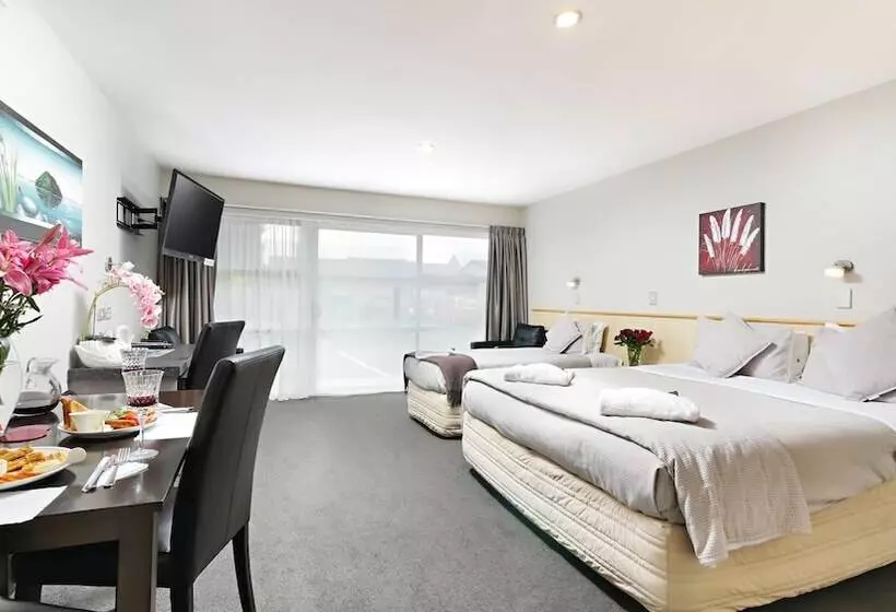 ホテル Arthurs Court Motor Lodge