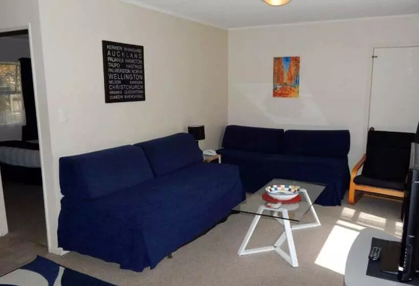 호텔 Cheviot Park Motor Lodge