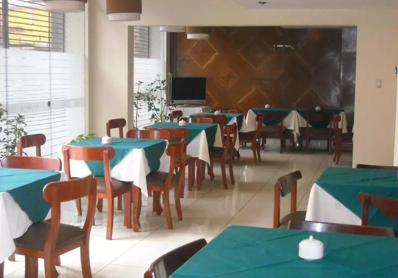 فندق Continental