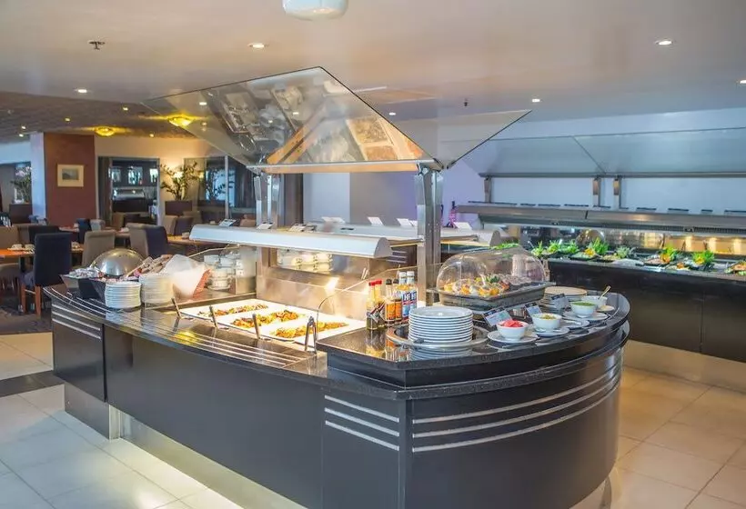 James Cook Hotel Grand Chancellor