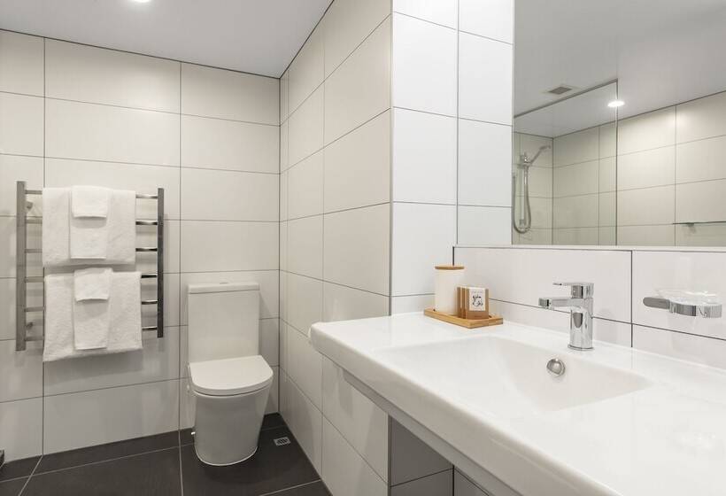 James Cook Hotel Grand Chancellor