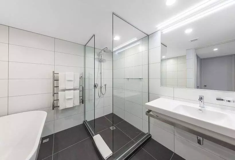 James Cook Hotel Grand Chancellor