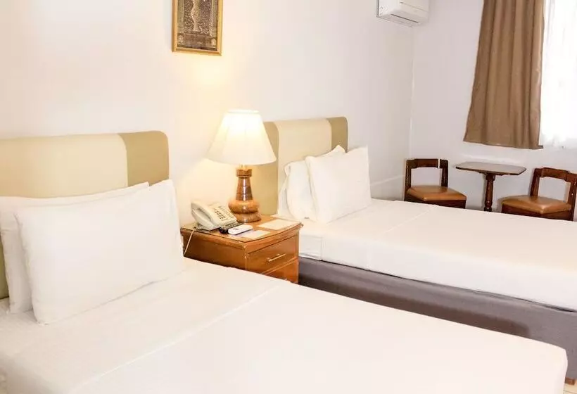 Las Palmas Hotel De Manila