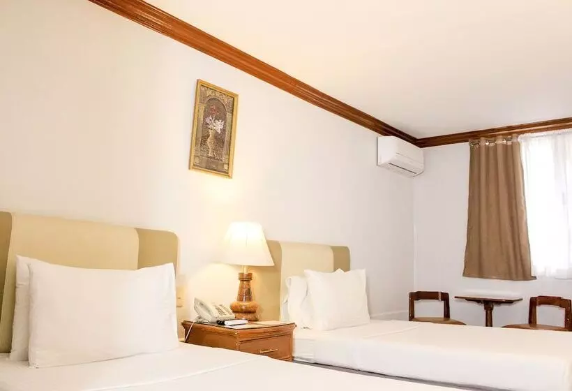Las Palmas Hotel De Manila