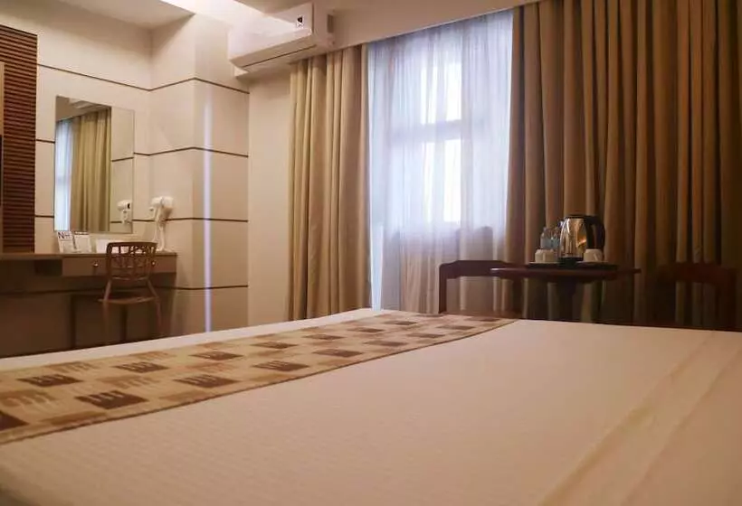 Las Palmas Hotel De Manila