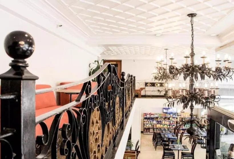 Las Palmas Hotel De Manila