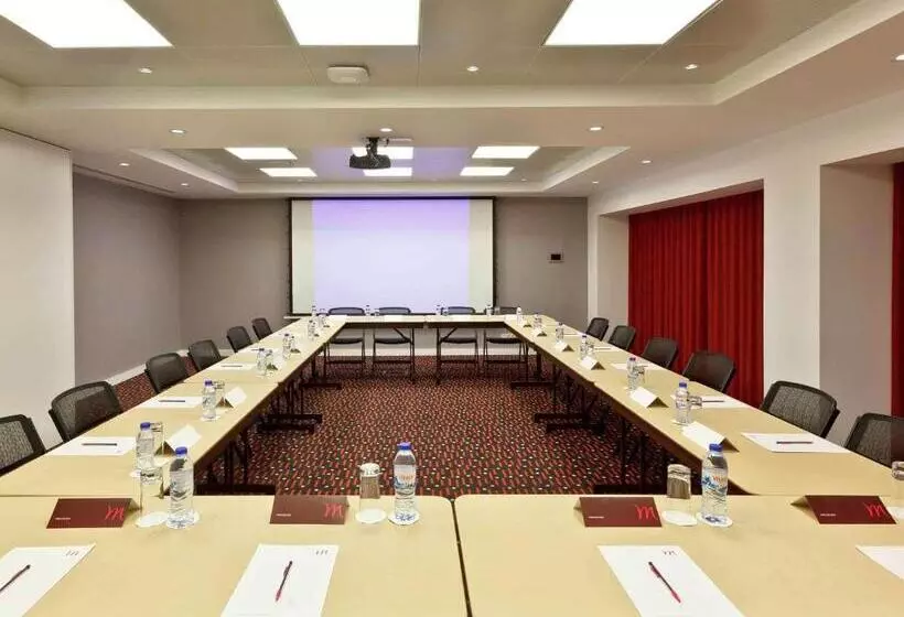 هتل Mercure Braga Centro