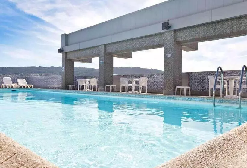 هتل Mercure Braga Centro