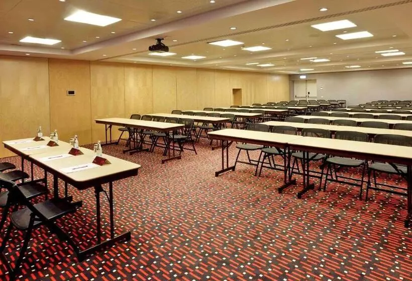 هتل Mercure Braga Centro