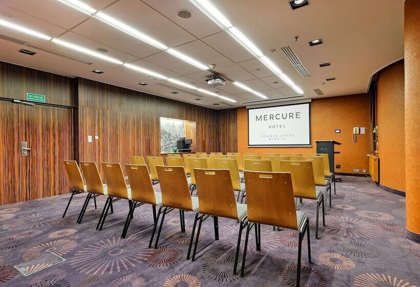בית מלון כפרי Mercure Gdańsk Stare Miasto