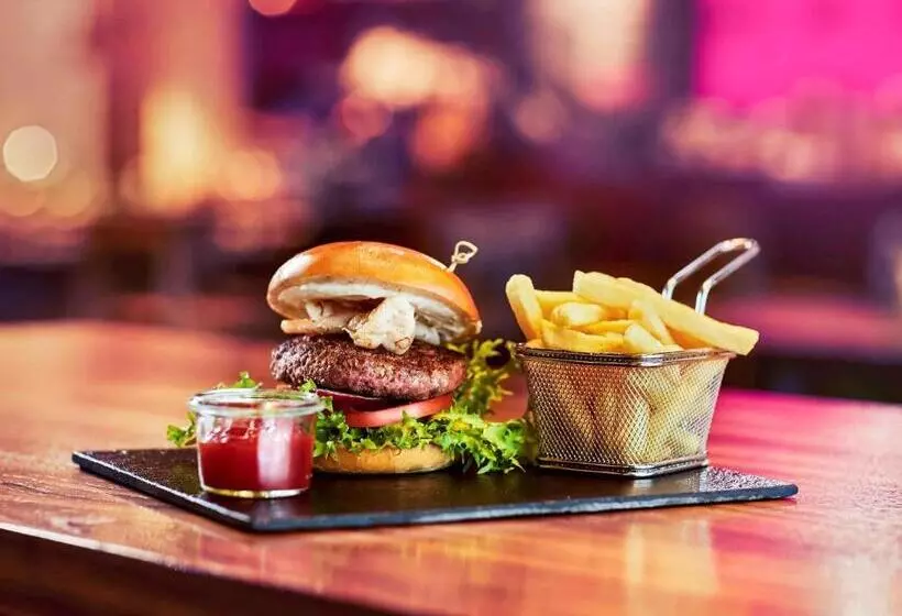 هتل Mercure Poznań Centrum