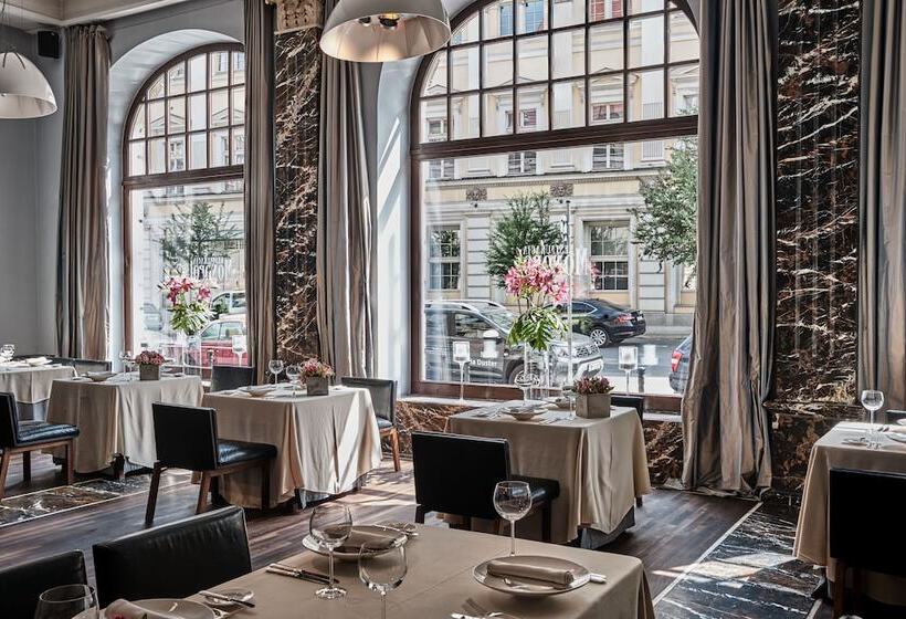 בית מלון כפרי Monopol