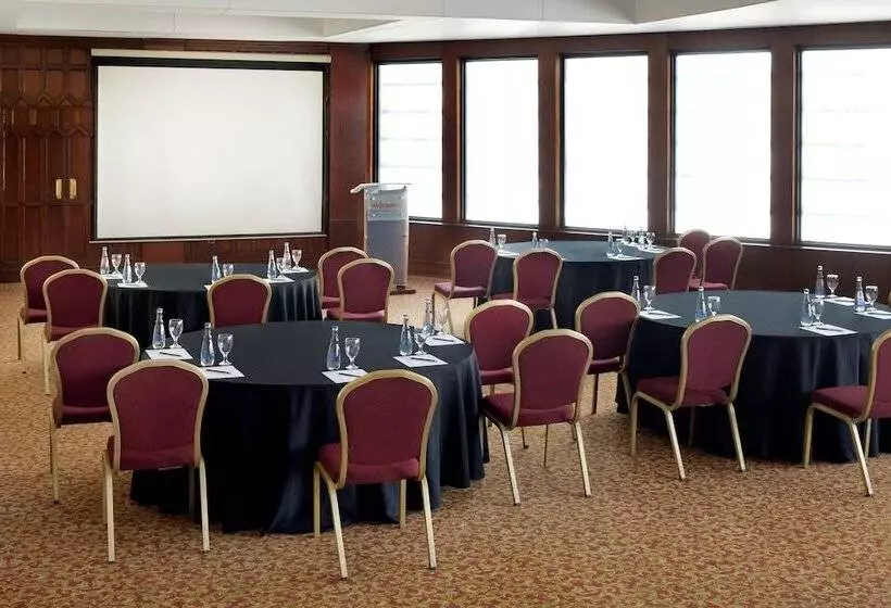 Mövenpick Hotel Karachi