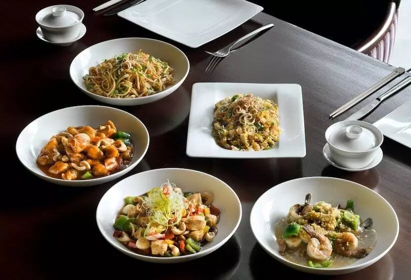 Mövenpick Hotel Karachi