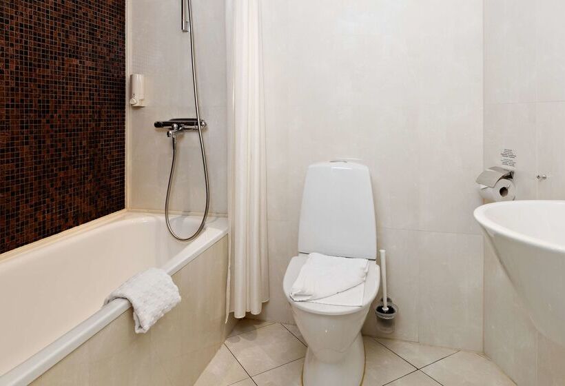 Allén Sure Hotel By Best Western Allen