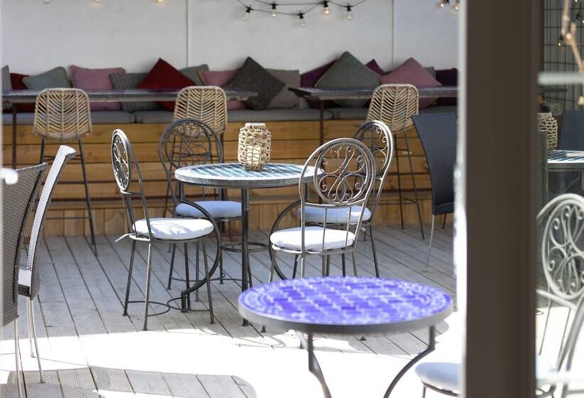 Cameo Boutique Hotell