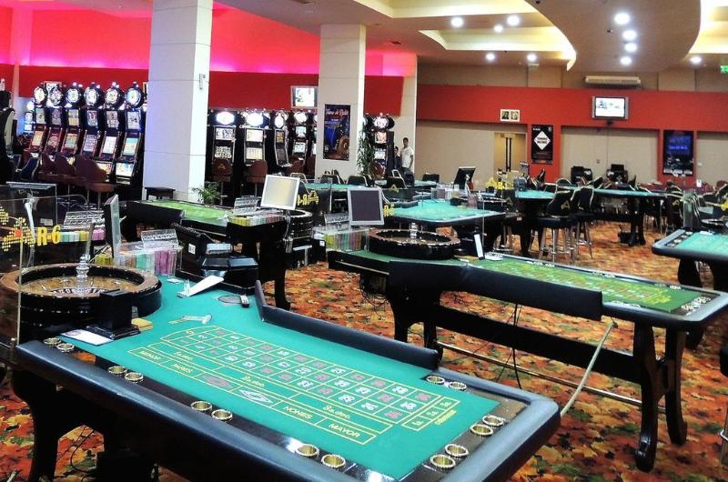 هتل Casino Acaray