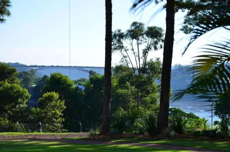 酒店 Casino Acaray