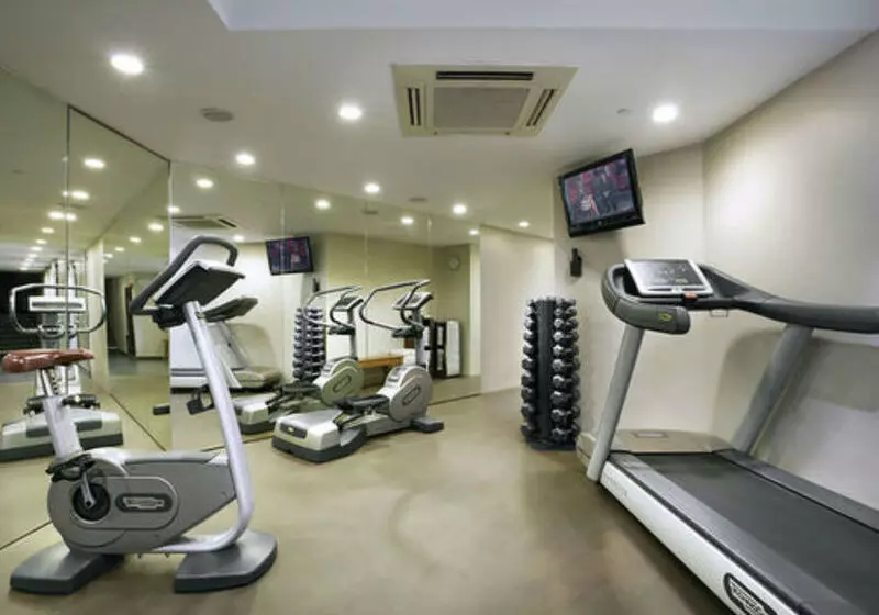 هتل Furama City Centre