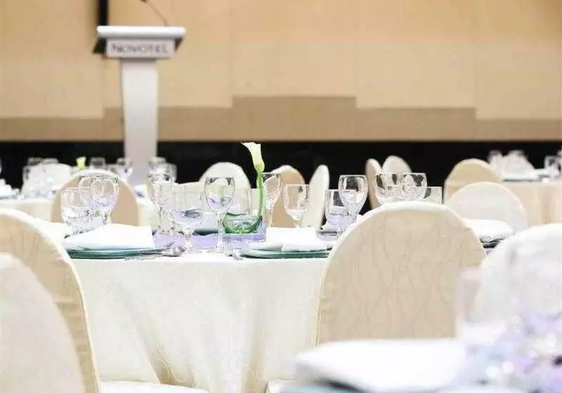 Hotel Novotel Singapore Clarke Quay