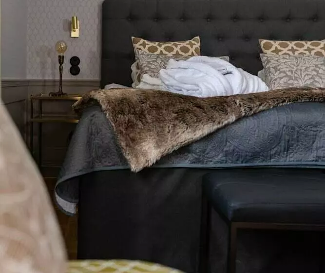 örenäs Slott, Hotell & Konferens