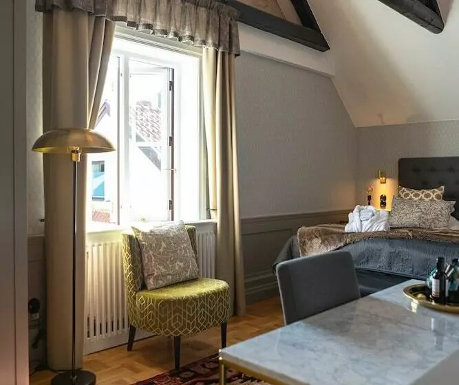 örenäs Slott, Hotell & Konferens