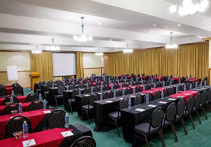 בית מלון כפרי Splendid Inn King David