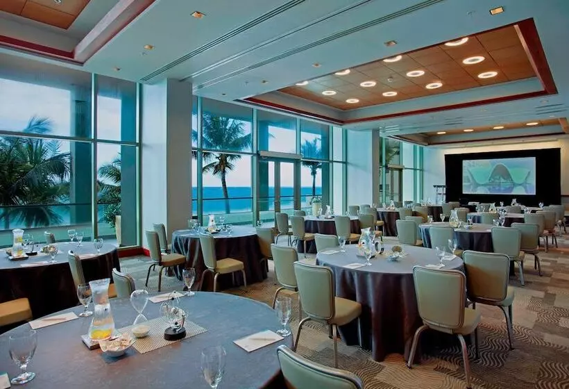 La Concha Renaissance San Juan Resort