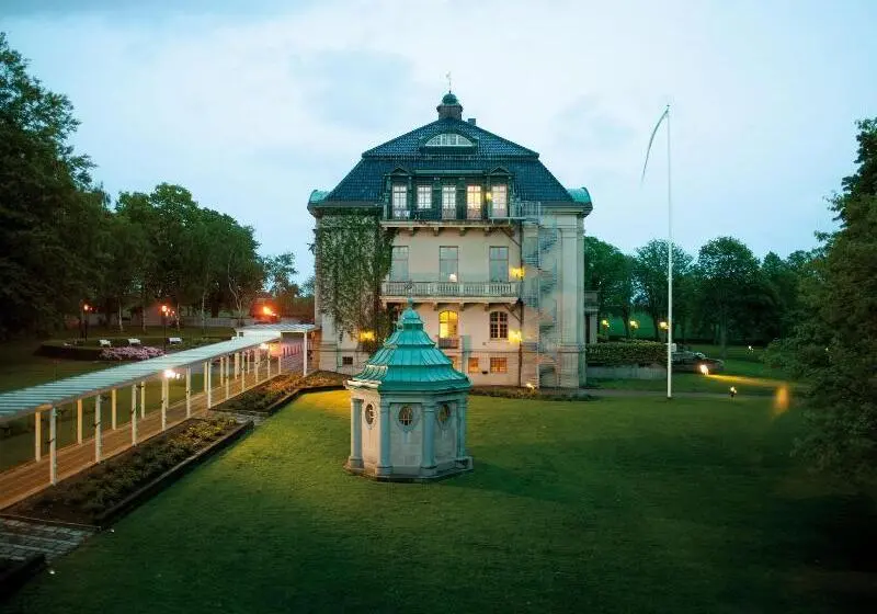örenäs Slott, Hotell & Konferens