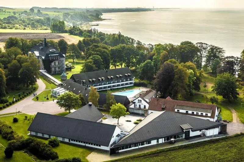 örenäs Slott, Hotell & Konferens