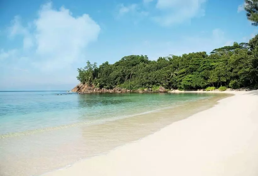 فندق Avani Barbarons Seychelles Resort